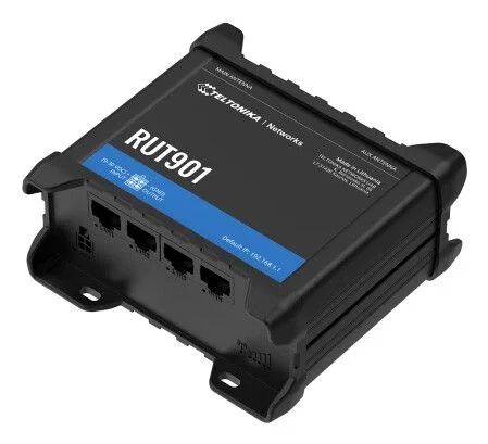 RUT901 met drie LAN-poorten en één WAN-poort